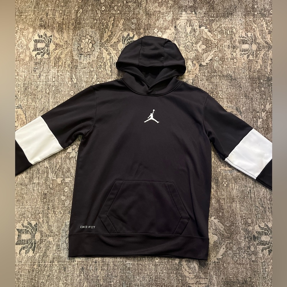 EUC Jordan Core Performance Therma Boys' Pullover Hoodie black & white XL